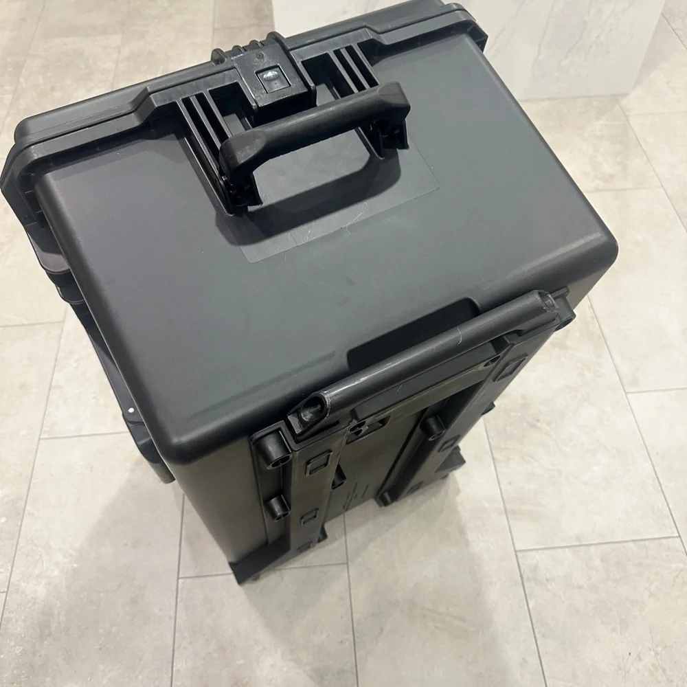 Pelican iM2975 Black Hard Shell Rolling Case with Foam Inserts. New. Never used